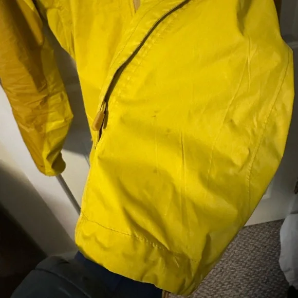Golden Yellow DryQ Mountain Hardwear Jacket with Hood rain coat shell - Picture 7 of 14